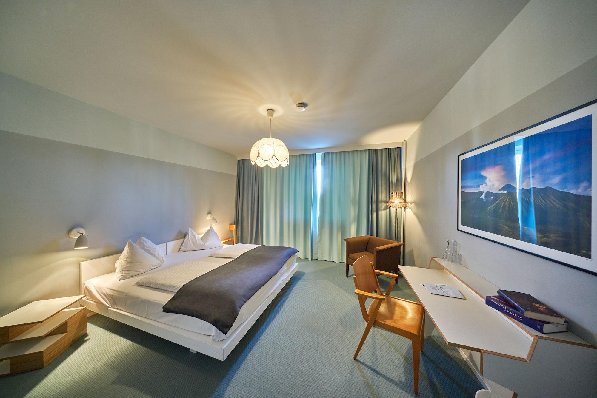 Magdas Hotel Wina Bagian luar foto