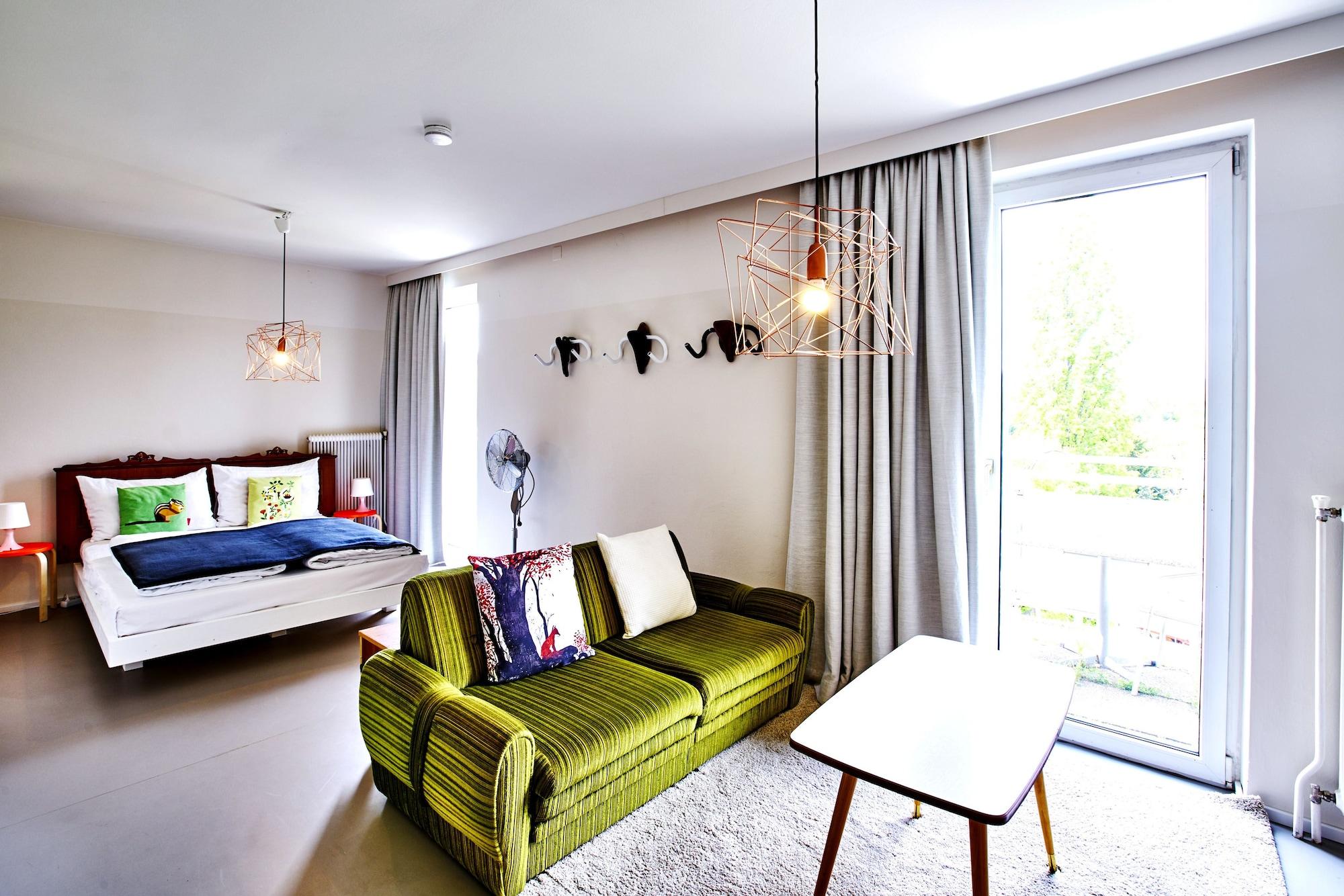 Magdas Hotel Wina Bagian luar foto