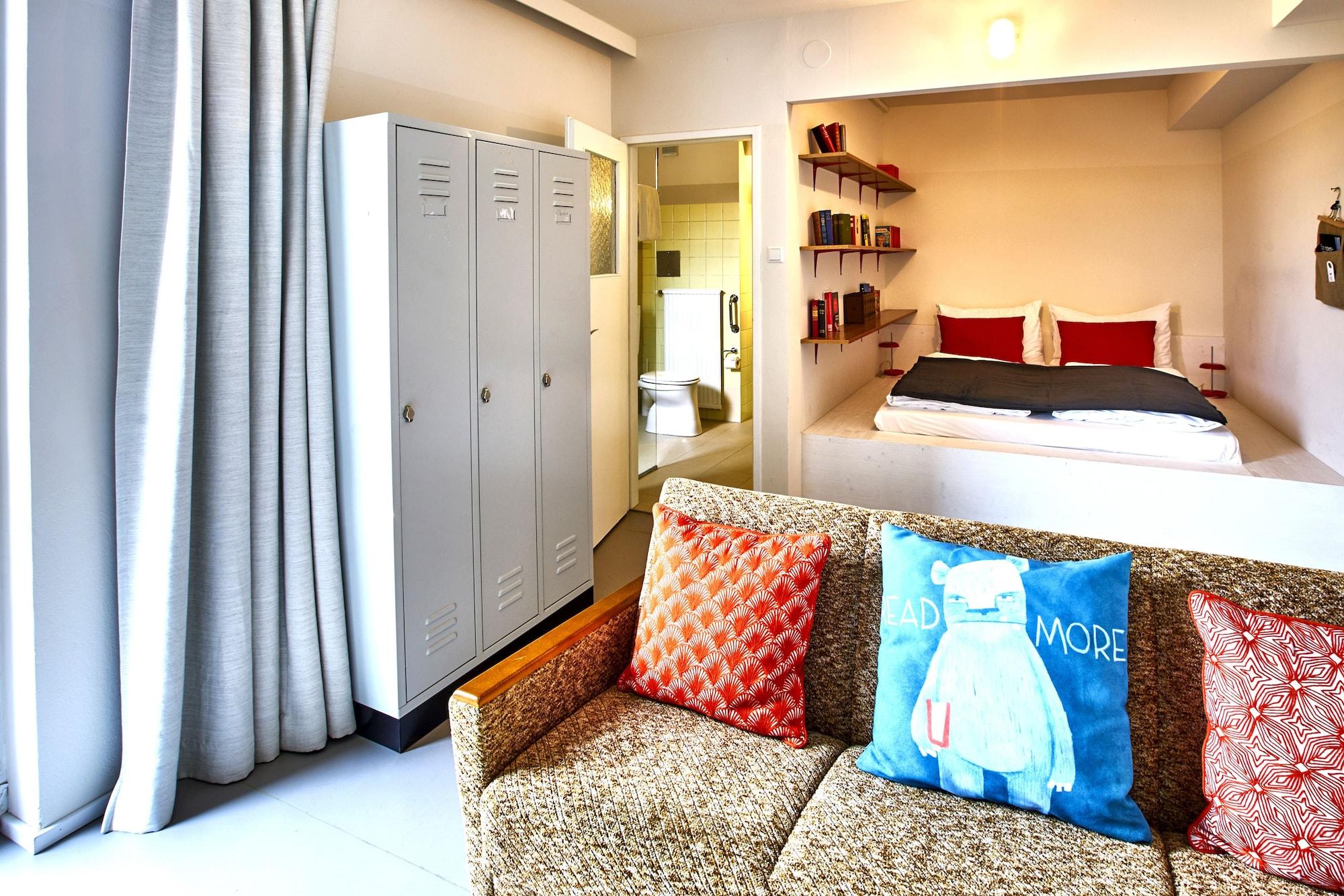 Magdas Hotel Wina Bagian luar foto